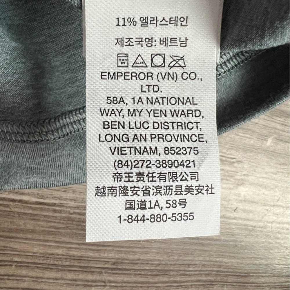 Vuori T Shirt Grey Super Soft - Picture 6 of 8